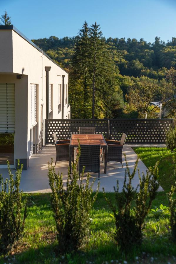 רוגאסקה סלאטינה Villa De Roya מראה חיצוני תמונה